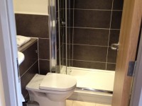 Brighton_Acc_Britannia Study Residence_Bathroom_01